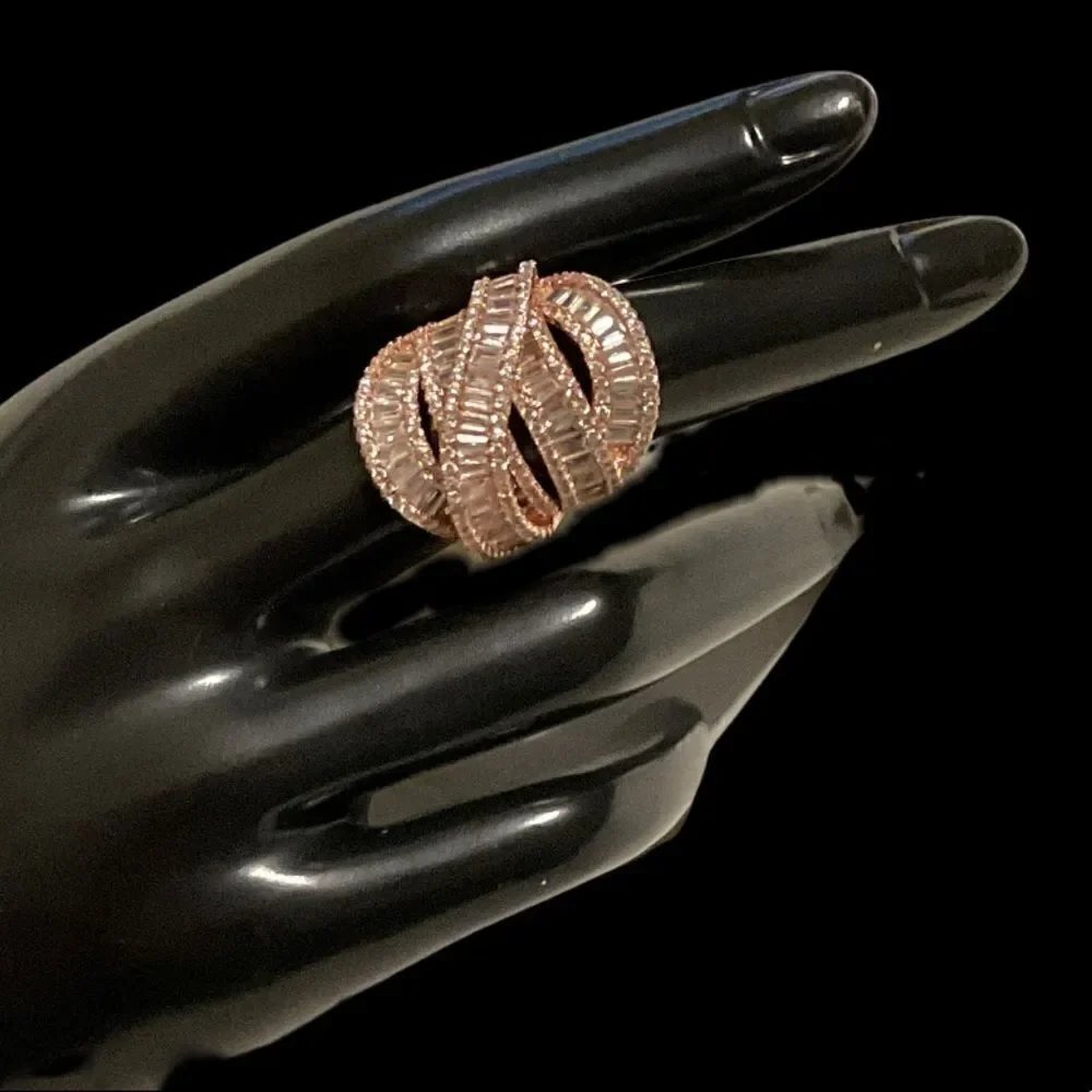 Gorgeous Pink Gold Ring